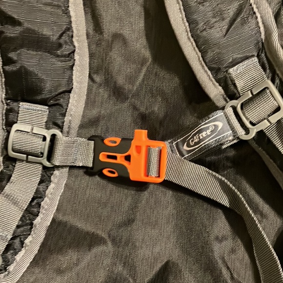 G4FREE LARGE 40L LIGHTWEIGHT HIKING WATER RESISTANT BACKPACK - Picture 8 of 8